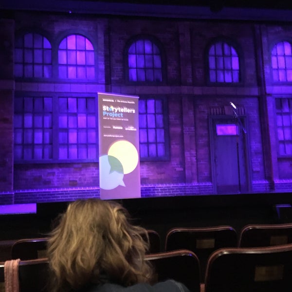 รูปภาพถ่ายที่ Phoenix Theatre โดย Sheila K. เมื่อ 10/8/2019