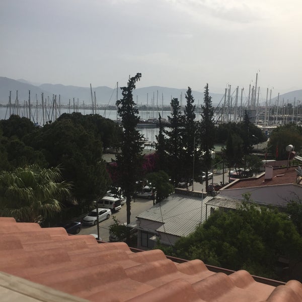 Photo taken at Yacht Boutique Hotel by Mehmet B. on 5/1/2017