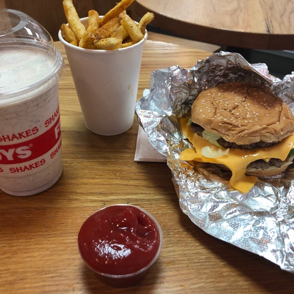 Photo taken at Five Guys by F. on 10/22/2019