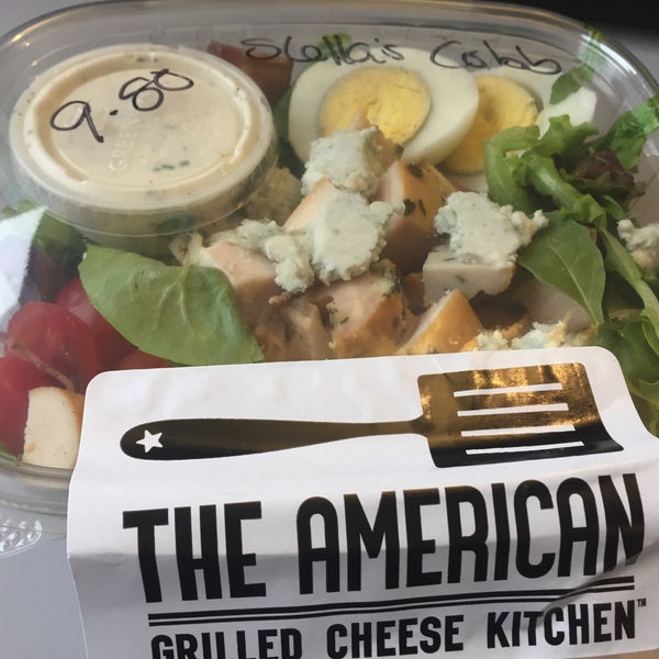 Das Foto wurde bei The American Grilled Cheese Kitchen von B am 8/4/2016 aufgenommen