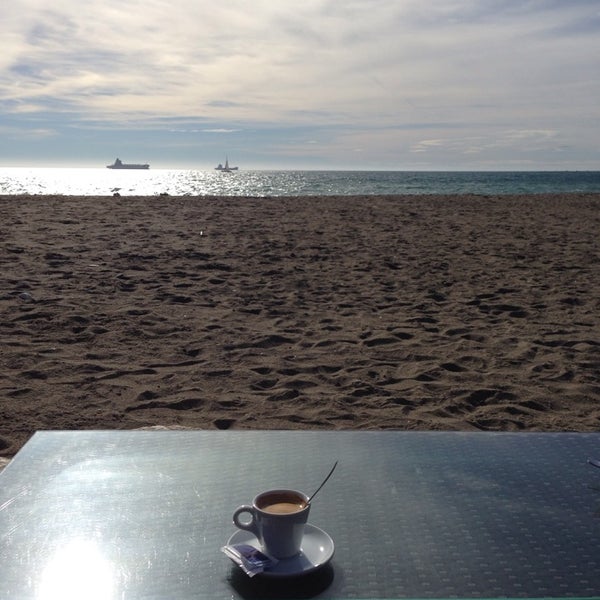 Foto tirada no(a) Candado Beach por Denis S. em 1/1/2014
