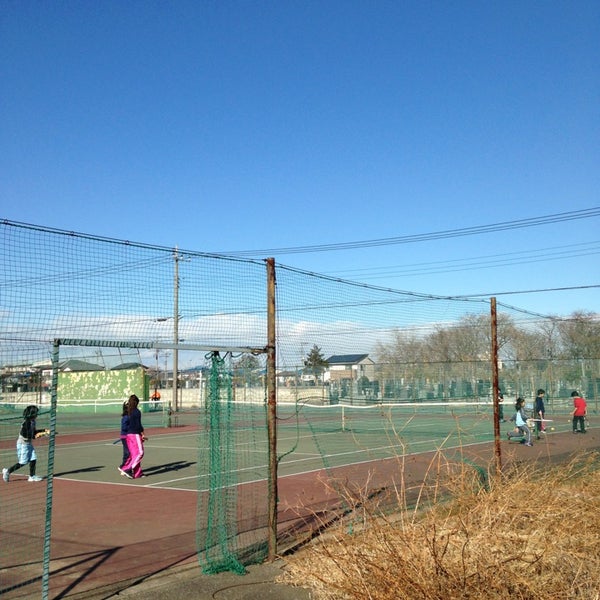 Fotos Bei 大熊テニスクラブ 8 Besucher