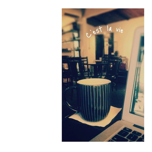 3/21/2015에 Dhenny A.님이 That&#39;s Life Coffee에서 찍은 사진