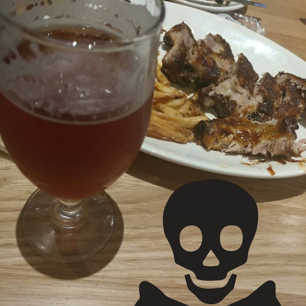 Photo taken at BJ&#39;s Restaurant &amp; Brewhouse by Adam P. on 4/13/2018