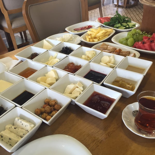 Foto tomada en Ovalı Konya Mutfağı  por Can Okan T. el 7/31/2016