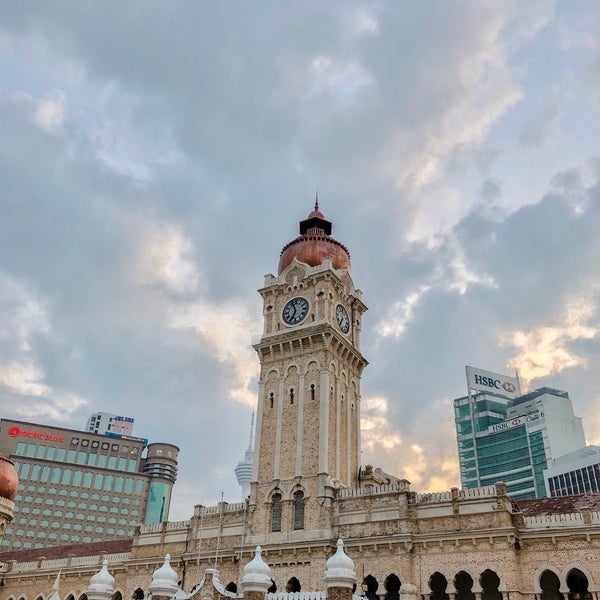Photo taken at Bangunan Sultan Abdul Samad by Yaya D. on 10/11/2019
