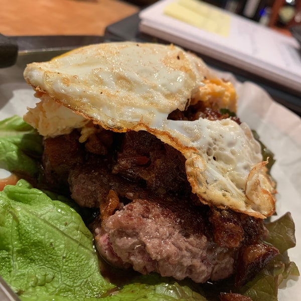 Photo taken at Bull City Burger and Brewery by Matt H. on 1/2/2020