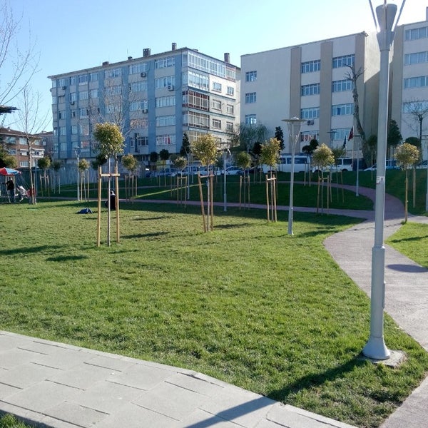 Foto tomada en Güngören Park  por Mehmet K. el 3/30/2014