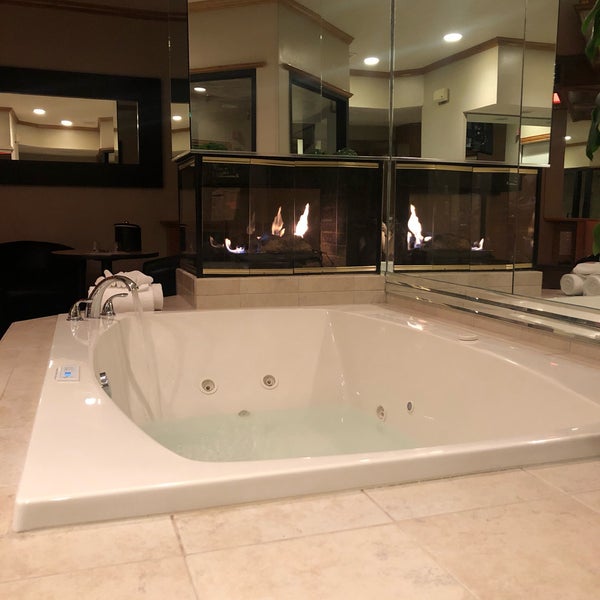 It was very relaxing! I loved the whirlpool tub and the steam shower.