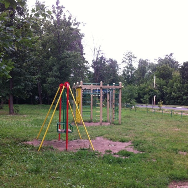 Дубна новая площадка. Дубна московская область памятники. Вернова, 5. Дубна московская область ребенок. Город дубна московская область достопримечательности.