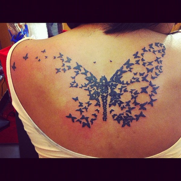 รูปภาพถ่ายที่ Brooklyn Tattoo โดย Ericka เมื่อ 9/23/2012