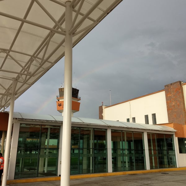 Fotos en Aeropuerto Internacional General Francisco J. Mujica (MLM