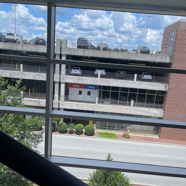 Rental Car Center 44 tips