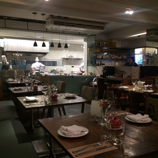 11/12/2015にJairo S.がTrindade Restaurante - A cozinha do Brasilで撮った写真