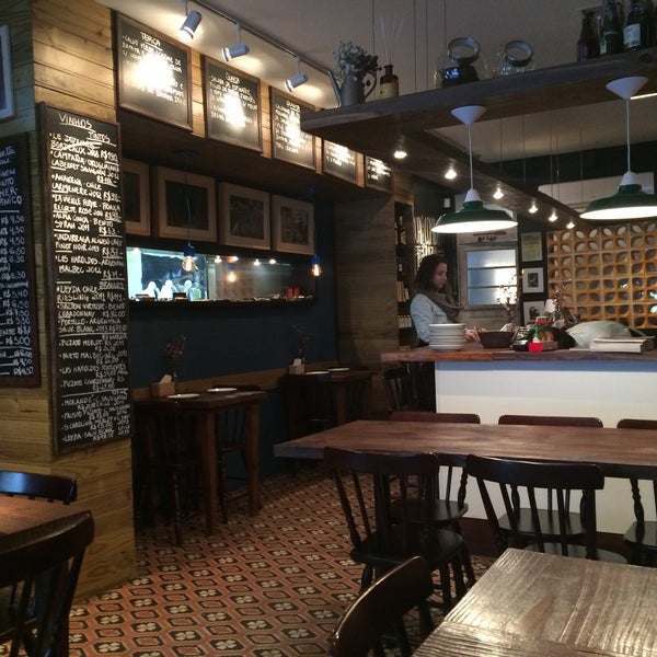 Photo taken at Del Barbiere Café &amp; Bistrô by Jairo S. on 7/4/2015