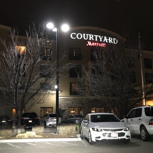 Photo taken at Courtyard Boise West/Meridian by Spencer S. on 3/9/2018