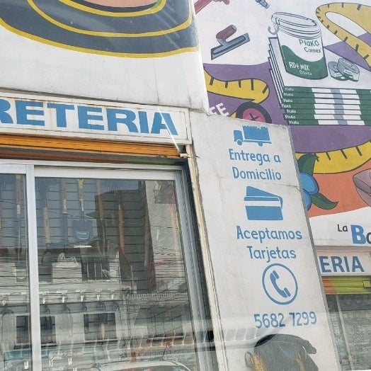 Tlapaleria Y Ferretería La Barata Del Valle Ferretería en Del Valle Norte