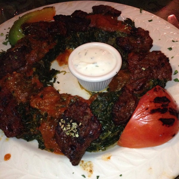 Das Foto wurde bei Turkish Cuisine von Shiori Y. am 10/2/2014 aufgenommen