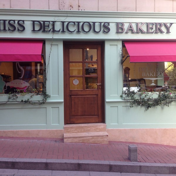 Das Foto wurde bei Miss Delicious Bakery von Pelin Ö. am 10/13/2016 aufgenommen