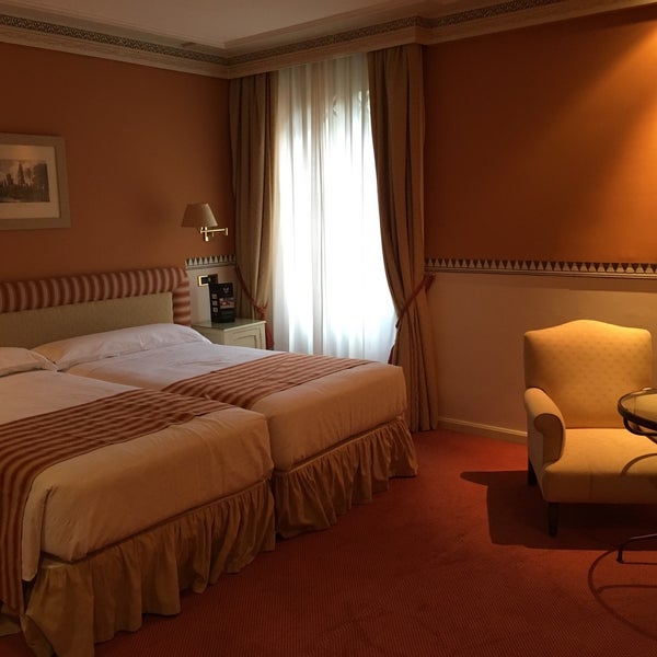 Das Foto wurde bei Hotel Alhambra Palace von Eva am 5/6/2016 aufgenommen
