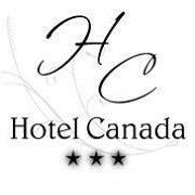 Das Foto wurde bei Hotel Canada von Hotel Canada am 10/1/2013 aufgenommen