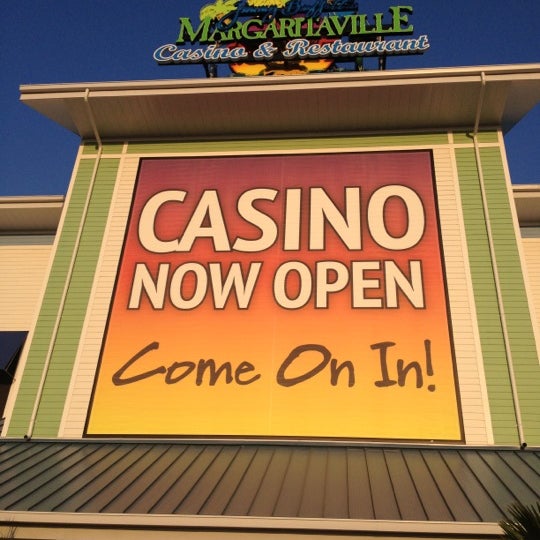 Снимок сделан в Margaritaville Casino пользователем Diane 9/23/2012
