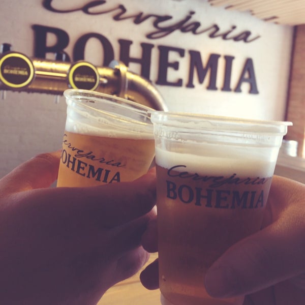 Foto tirada no(a) Cervejaria Bohemia por Paula 🔱🌪 em 10/15/2017