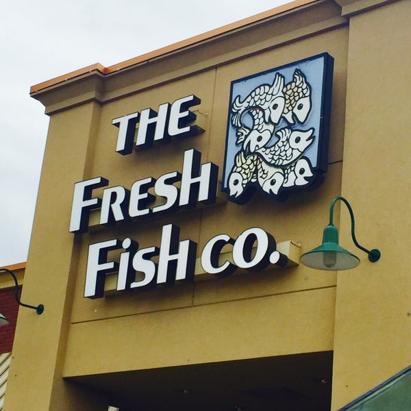 Photo taken at The Fresh Fish Co. by Carra R. on 7/5/2015