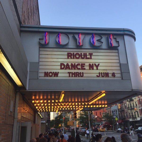 Foto tomada en The Joyce Theater  por Stephanie R. el 5/31/2017