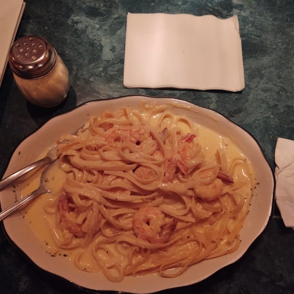 Brother's Pizza Italian Restaurant in Oilville