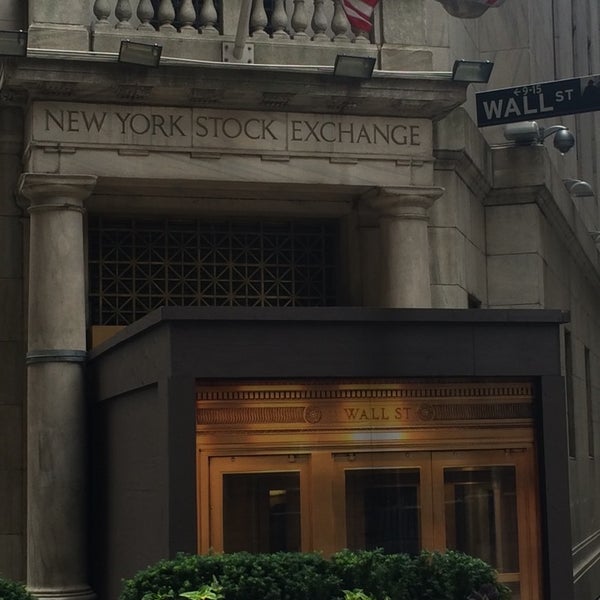 Photo taken at Holiday Inn New York City - Wall Street by FredDy M. on 6/22/2014