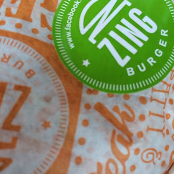 3/7/2014에 🎀Petra P.님이 Zing Burger에서 찍은 사진