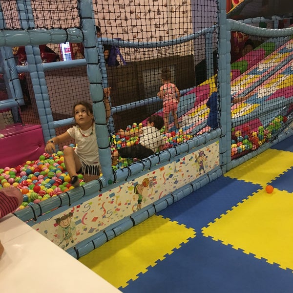 sihirli kosk eglence merkezi kayseri de oyun parki cocuk parki da fotograflar