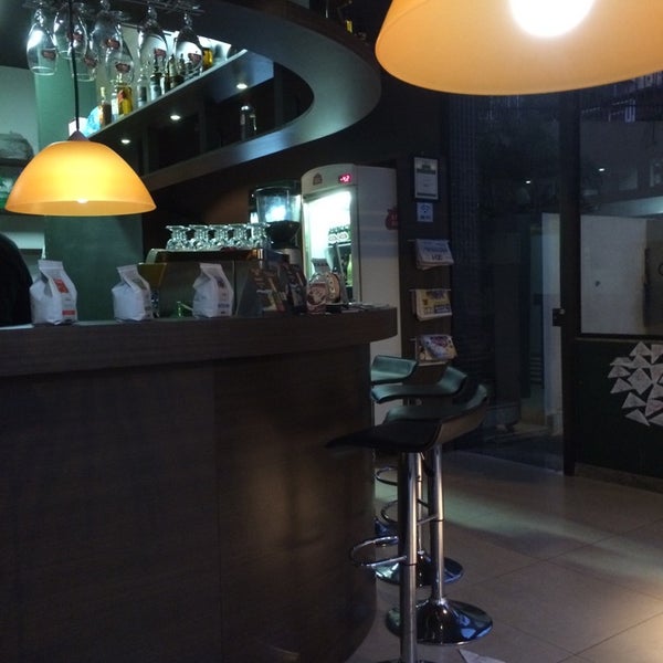 11/22/2014 tarihinde Rafael R. F.ziyaretçi tarafından Grão Brasil Café'de çekilen fotoğraf