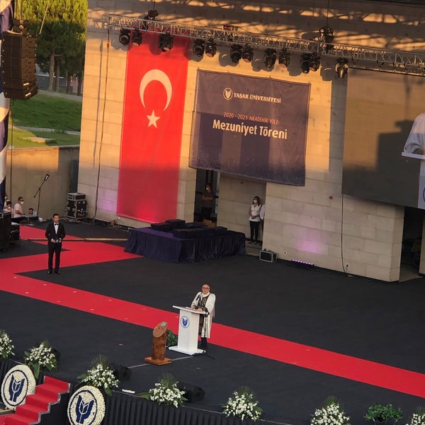 Photo taken at Yaşar Üniversitesi by Özlem Ö. on 7/12/2021