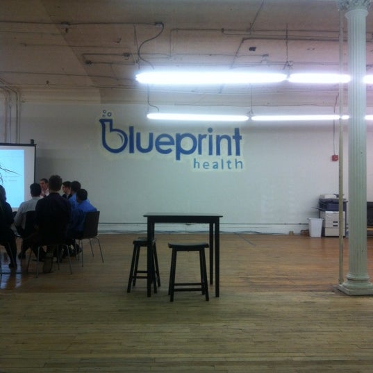 รูปภาพถ่ายที่ Blueprint Health โดย Robert V. เมื่อ 1/14/2013
