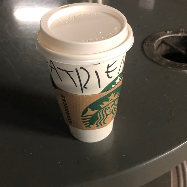 Foto tirada no(a) Starbucks por 💓Katrien💓🐬 em 5/21/2019