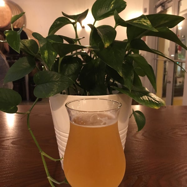 Photo taken at Odd Breed Wild Ales by Michelle J. on 11/23/2018