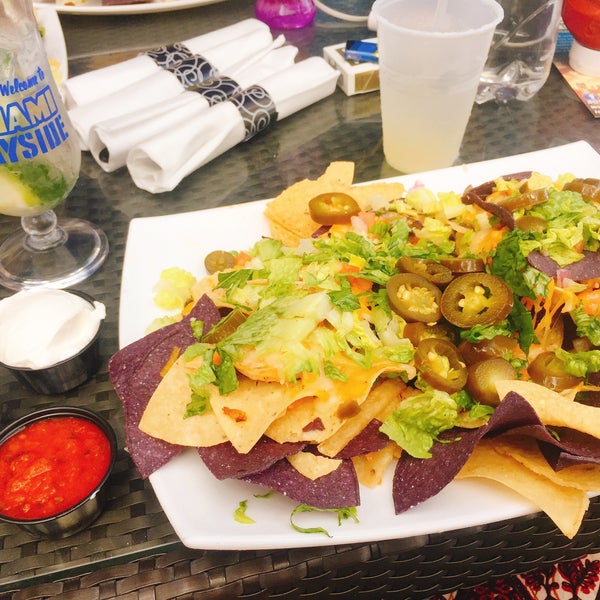 The nacho starter here is pretty amazing and huge! Enough for two. Sadly the service wasn't great and a mandatory 20% tip was added to our bill.