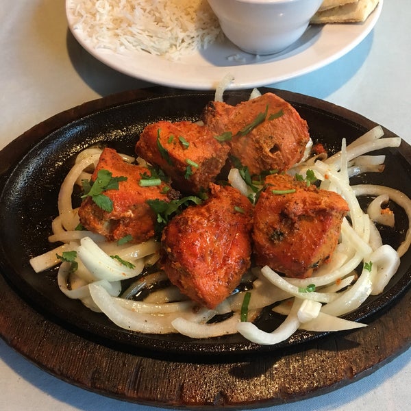Get the chicken tikka, the chunks of chicken were flavorful and juicy! https://www.instagram.com/p/BviUh05jYM1/?utm_source=ig_share_sheet&igshid=1wpd0flqch2db
