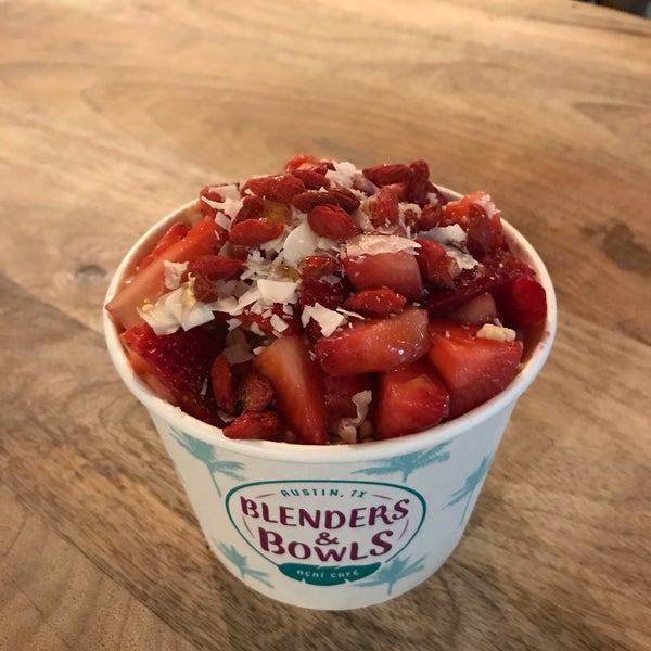 Blenders and Bowls Downtown Austin 206 E 4th St