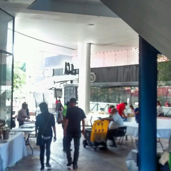 10/9/2016에 Miguel Ángel A.님이 Plaza Las Ramblas에서 찍은 사진