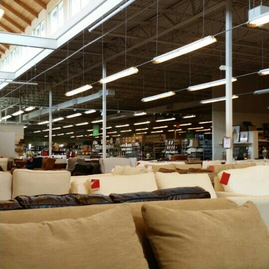 Photos At Pottery Barn Outlet 3939 S I 35