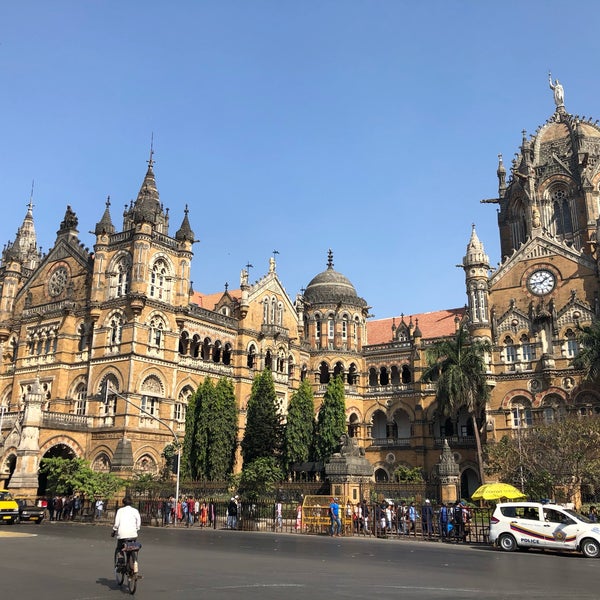 Снимок сделан в Chhatrapati Shivaji Maharaj Terminus пользователем S. O. 12/14/2019