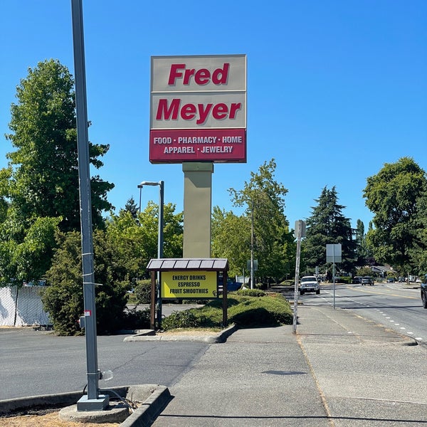 Fred Meyer - Central Tacoma - 4505 S 19th St