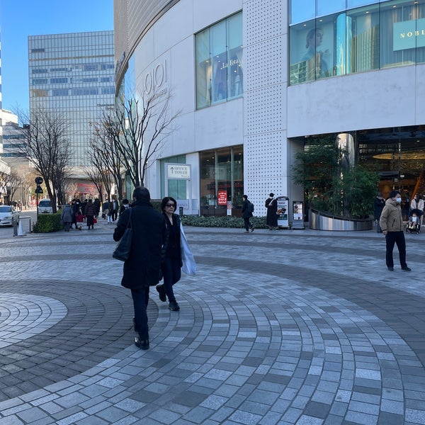 Photos At 青山フラワーマーケット 有楽町 1 Visitors