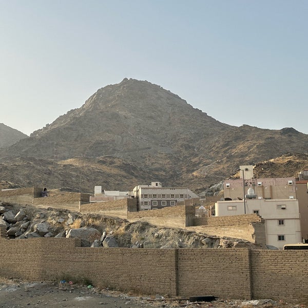 Photo taken at Jabal Tsur by Syuhadah Nadiah on 3/14/2024