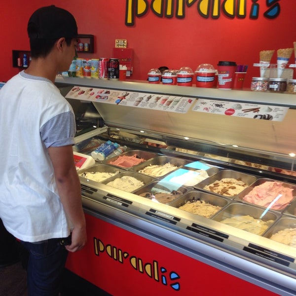 Paradis Hungtington Beach (Now Closed) Ice Cream Shop in Huntington Beach