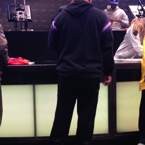 11/24/2013에 Diane M.님이 Nike Vault에서 찍은 사진