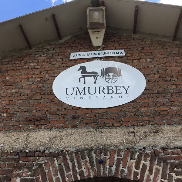 Photo taken at Umurbey Winehouse by Merih Y. on 8/4/2018